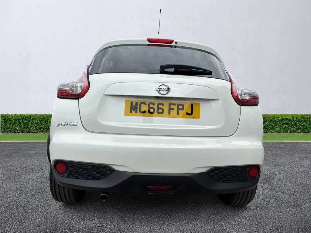 Nissan Juke 1.6 N-connecta Xtronic White #4