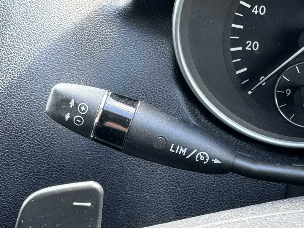Mercedes-Benz M Class Se Blue #37