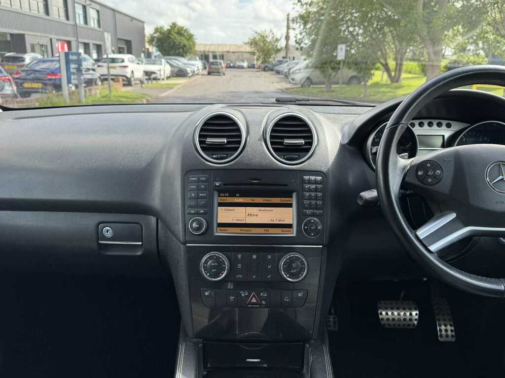 Mercedes-Benz M Class Se Blue #15