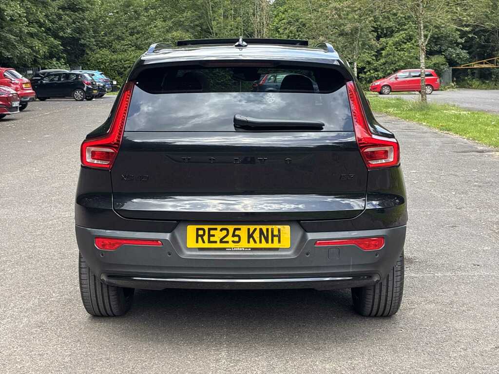 Volvo XC40 2.0 B3p Ultra Black Edition RE25KNH Black #6