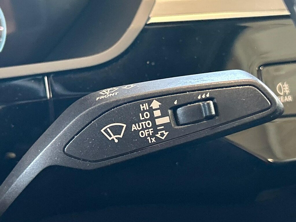 Audi Q8 e tron Q8 E-tron Launch Edition 55 Quattro White #28