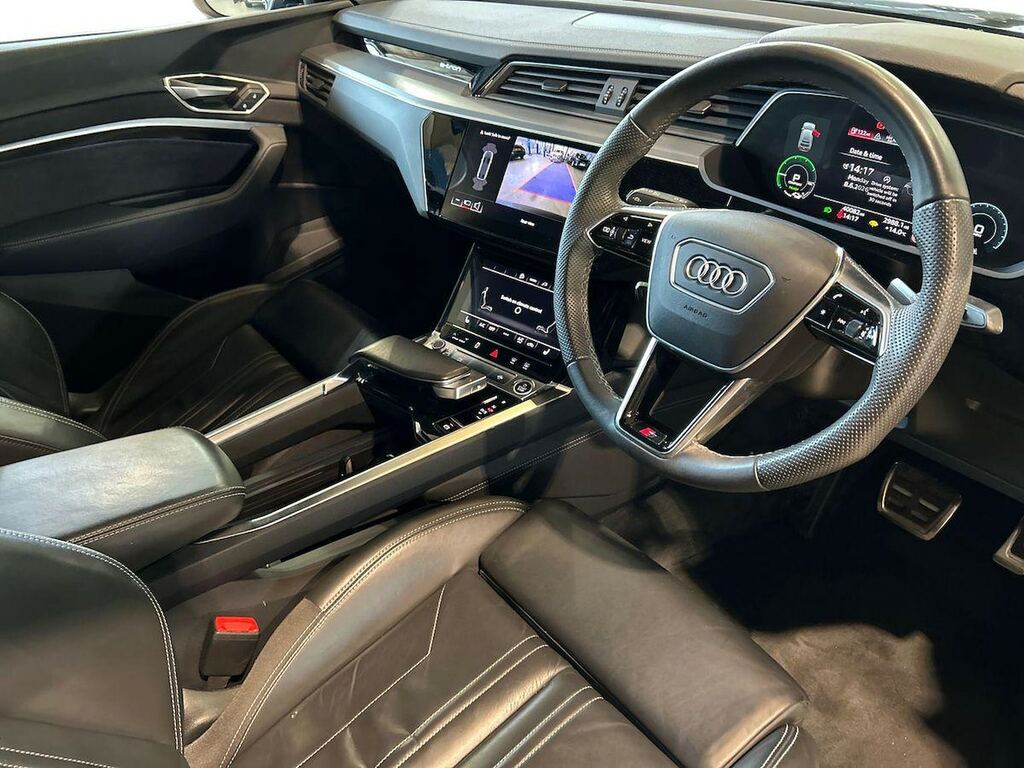 Audi Q8 e tron Q8 E-tron Launch Edition 55 Quattro White #15