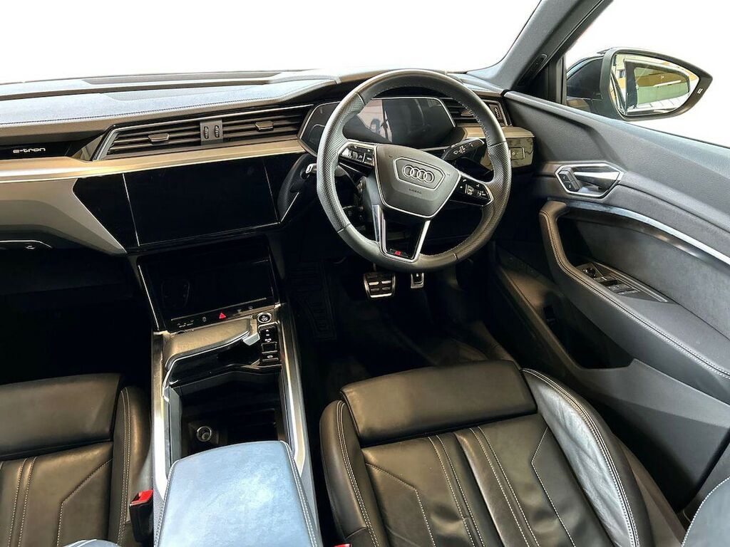 Audi Q8 e tron Q8 E-tron Launch Edition 55 Quattro White #9