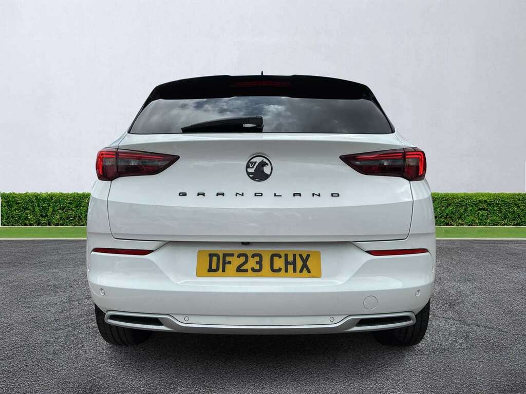 Vauxhall Grandland 1.2 Turbo Ultimate DF23CHX White #4