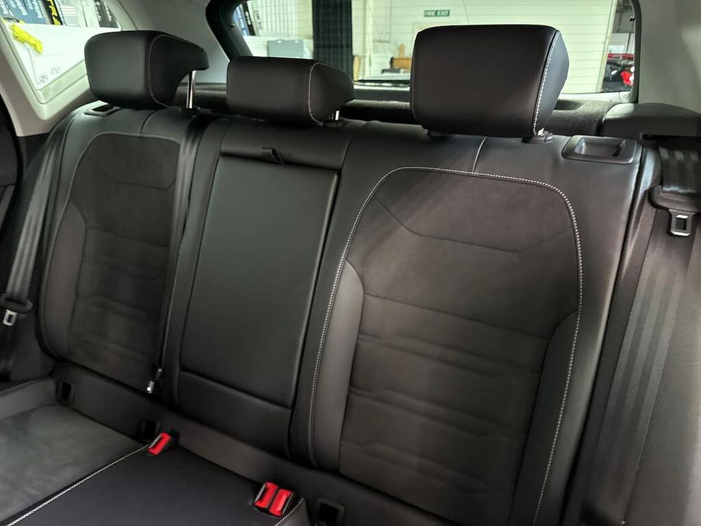 Seat Ateca 1.5 Tsi Evo Fr Black Edition Estate Black #16
