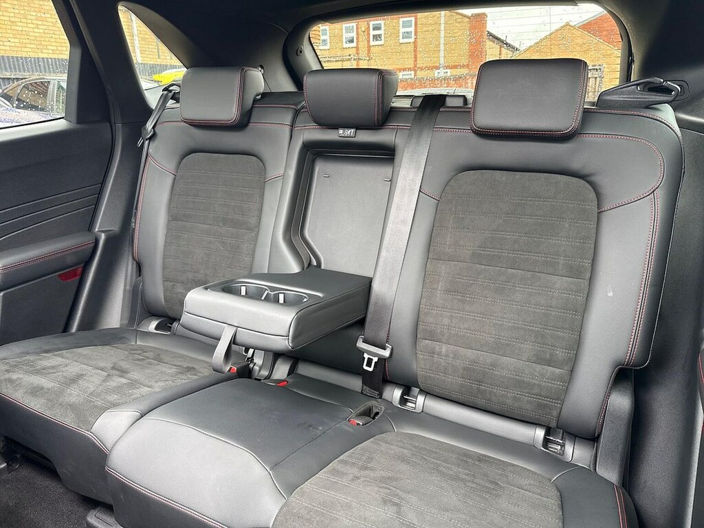 Ford Kuga 2.5H Duratec St-line X Edition Suv Hybr YA72DKX Red #4