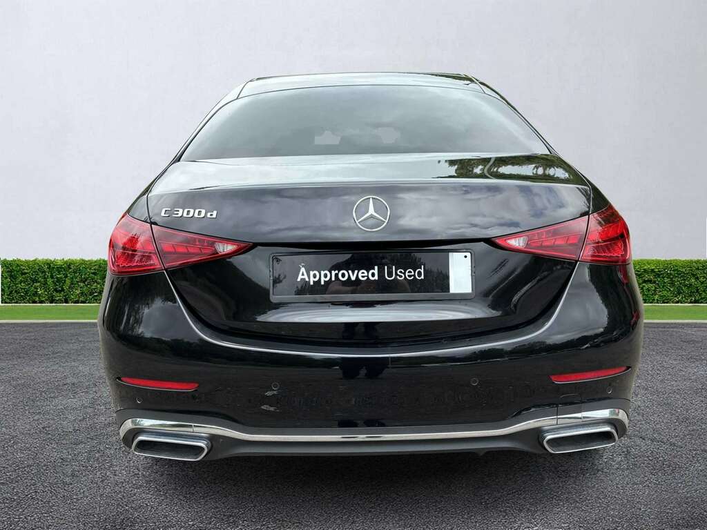 Mercedes-Benz C Class C300d Amg Line 9G-tronic Black #4