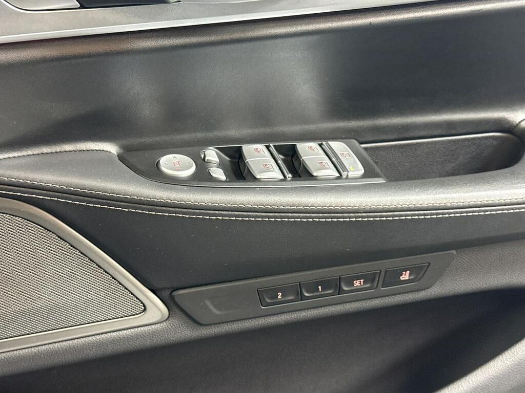 BMW 7 Series Saloon Black #21