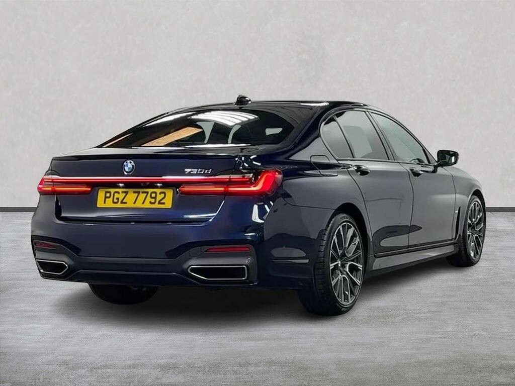 BMW 7 Series Saloon Black #18