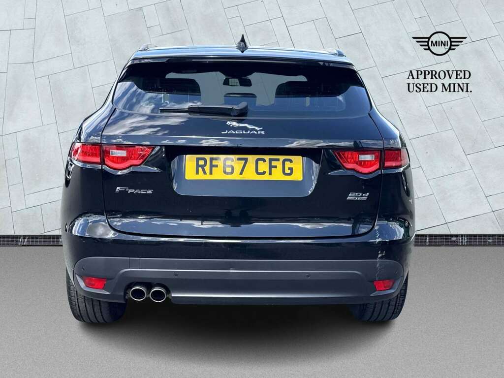 Jaguar F-Pace 2.0D R-sport Awd Black #4