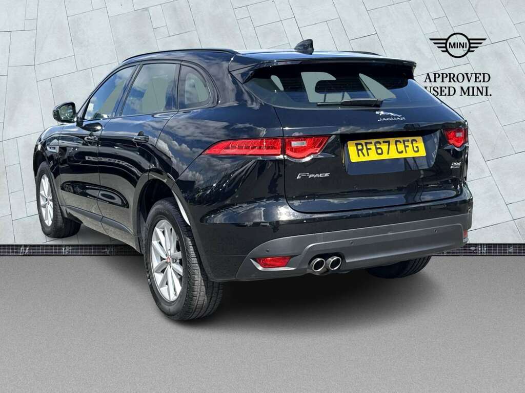 Jaguar F-Pace 2.0D R-sport Awd Black #2