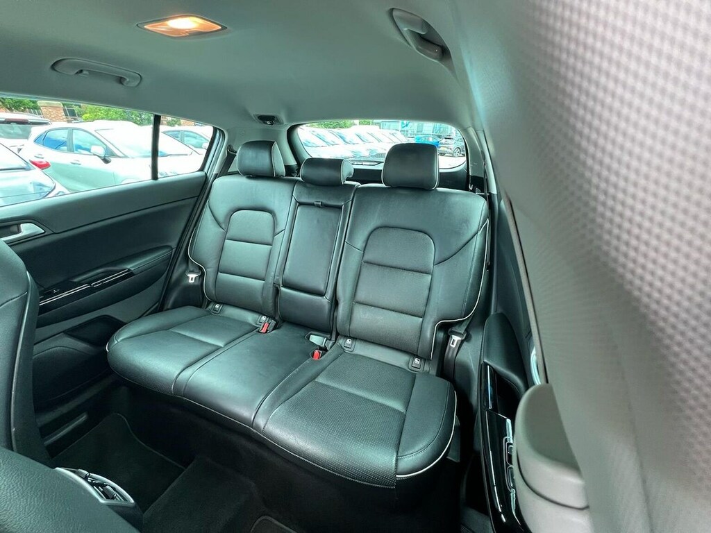 Kia Sportage Petrol Black #16