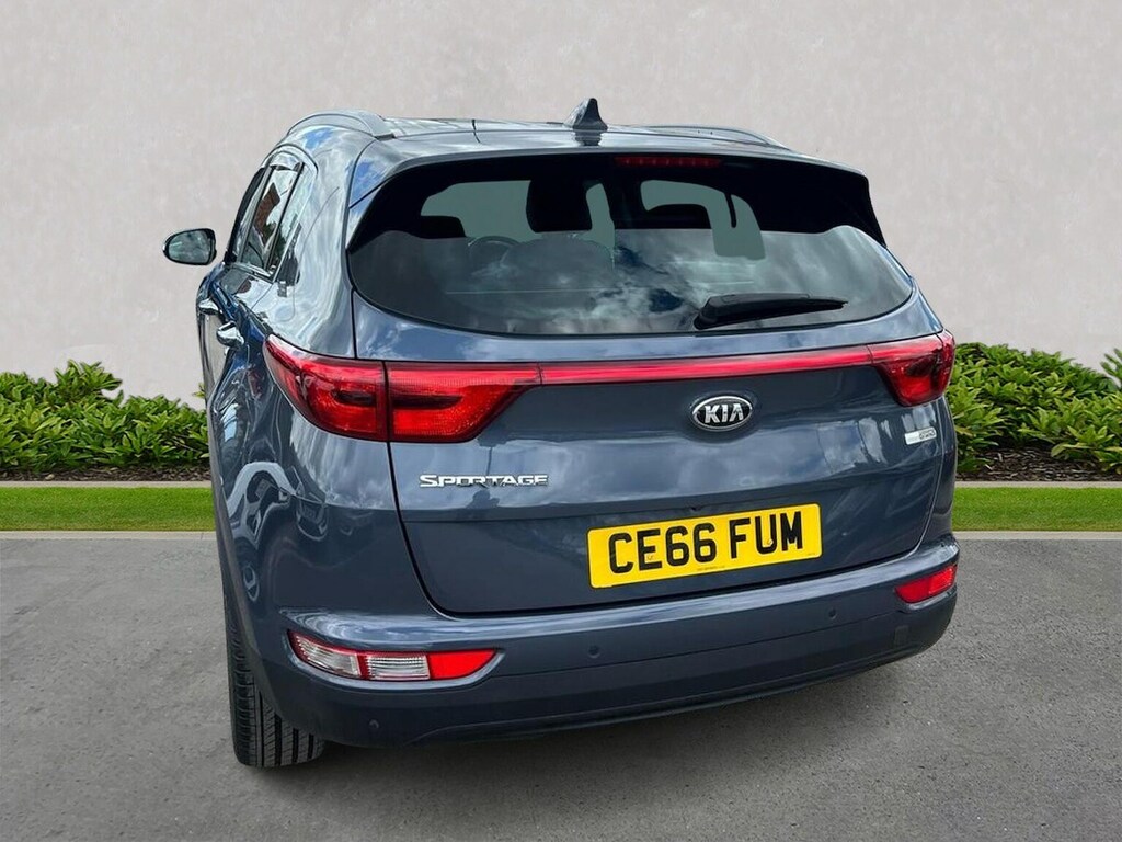 Kia Sportage Petrol Black #2