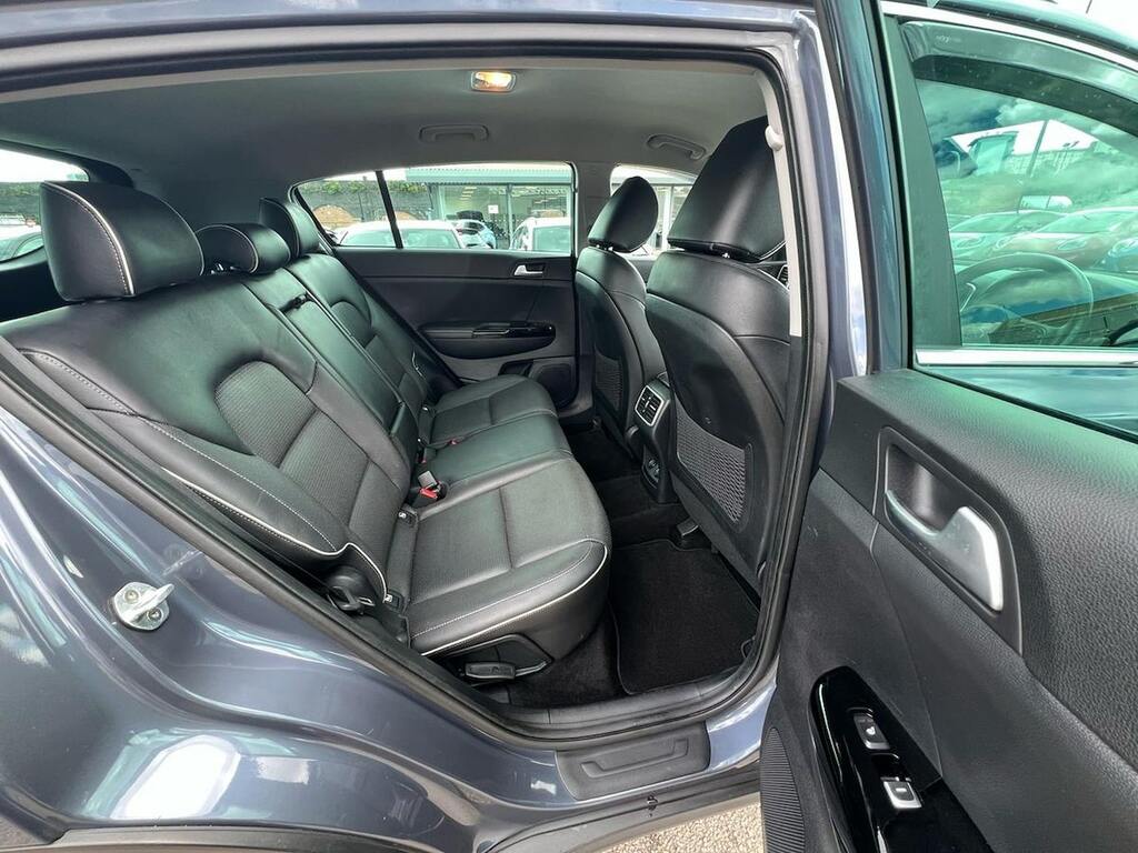 Kia Sportage Petrol Black #33