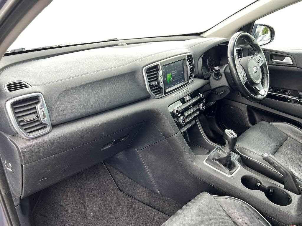 Kia Sportage Petrol Black #7