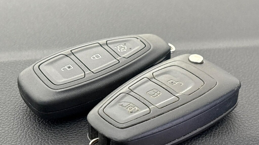 Ford Kuga Active 2.5 Phev 243Ps 2Wd Black #26