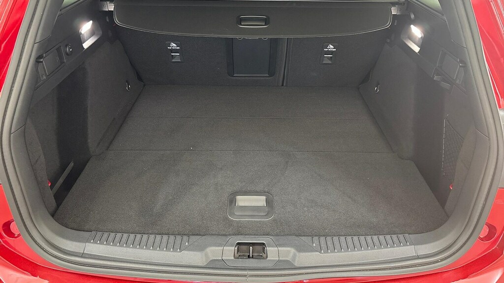 Ford Focus 1.0T Ecoboost Mhev Titanium X Hatchback Red #17