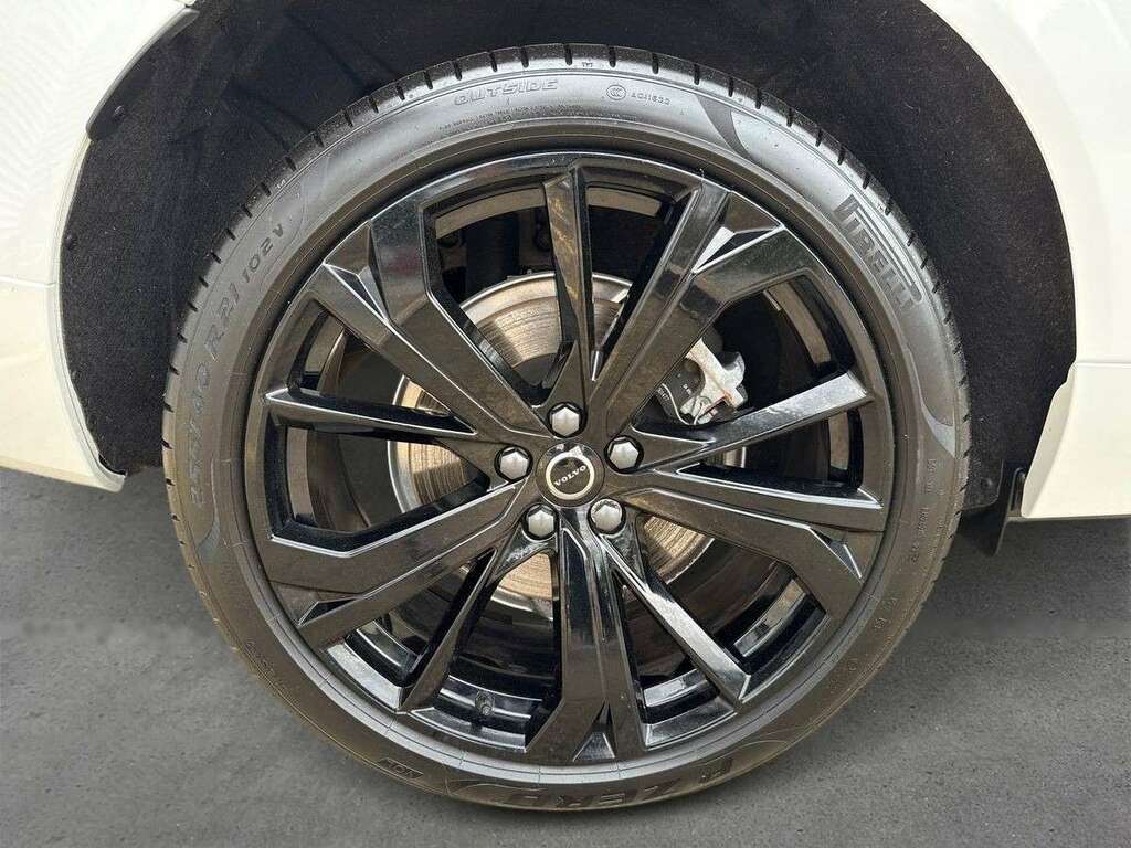 Volvo XC60 2.0 B5p Plus Black Edition Awd Geartronic EN25UFE White #6