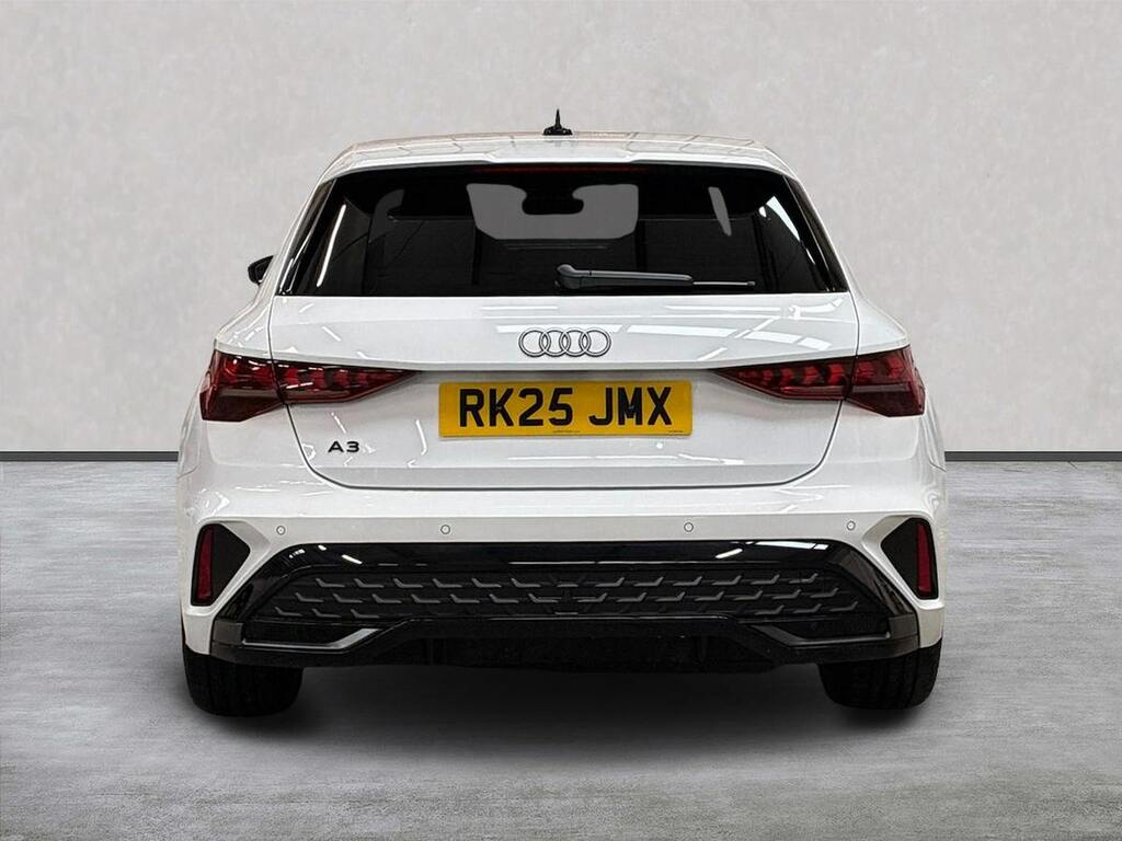Audi A3 1.5 Tfsi 35 S Line Sportback S Tronic E RK25JMX White #4