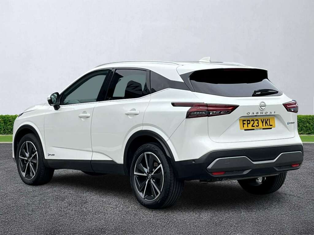 Nissan Qashqai 1.5 E-power Tekna FP23YKL White #2