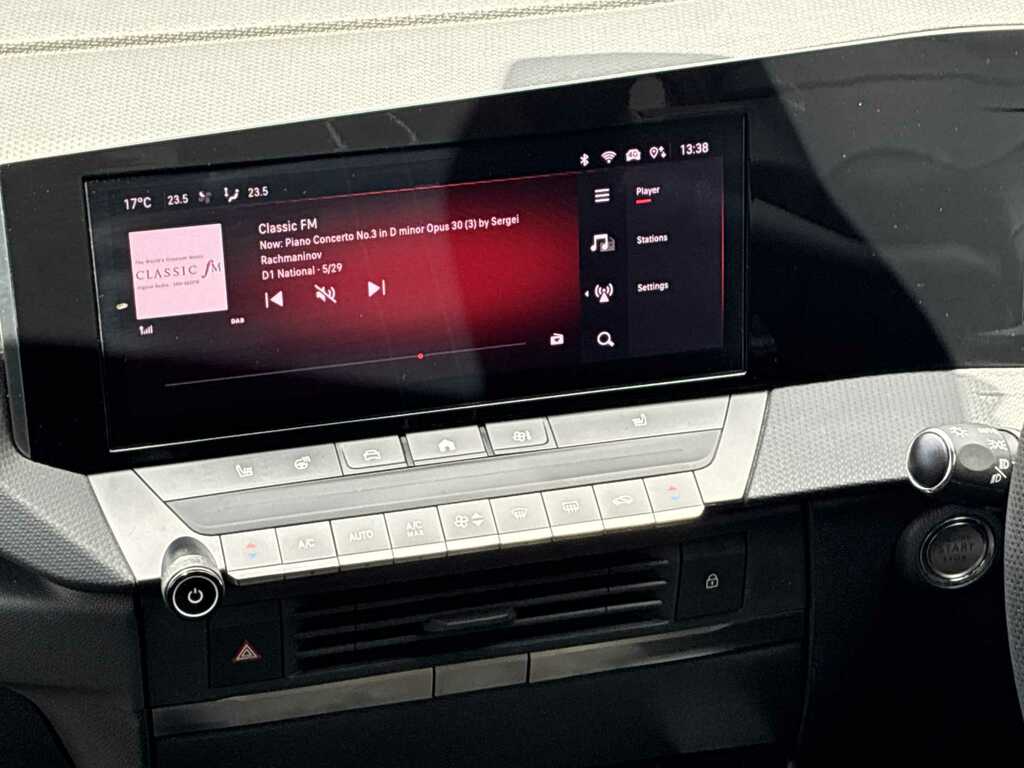 Vauxhall Astra Ultimate Black #11
