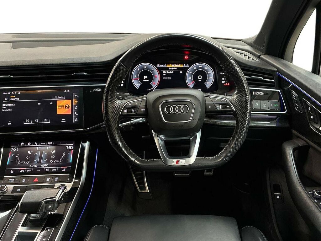 Audi Q7 Vorsprung #9