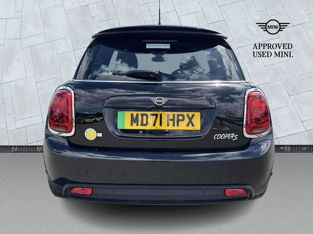 Mini Hatch 135Kw Cooper S Level 2 33Kwh MD71HPX Black #4