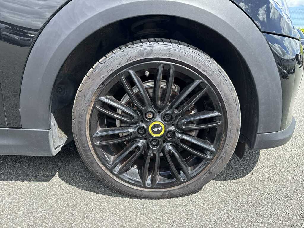 Mini Hatch 135Kw Cooper S Level 2 33Kwh MD71HPX Black #6