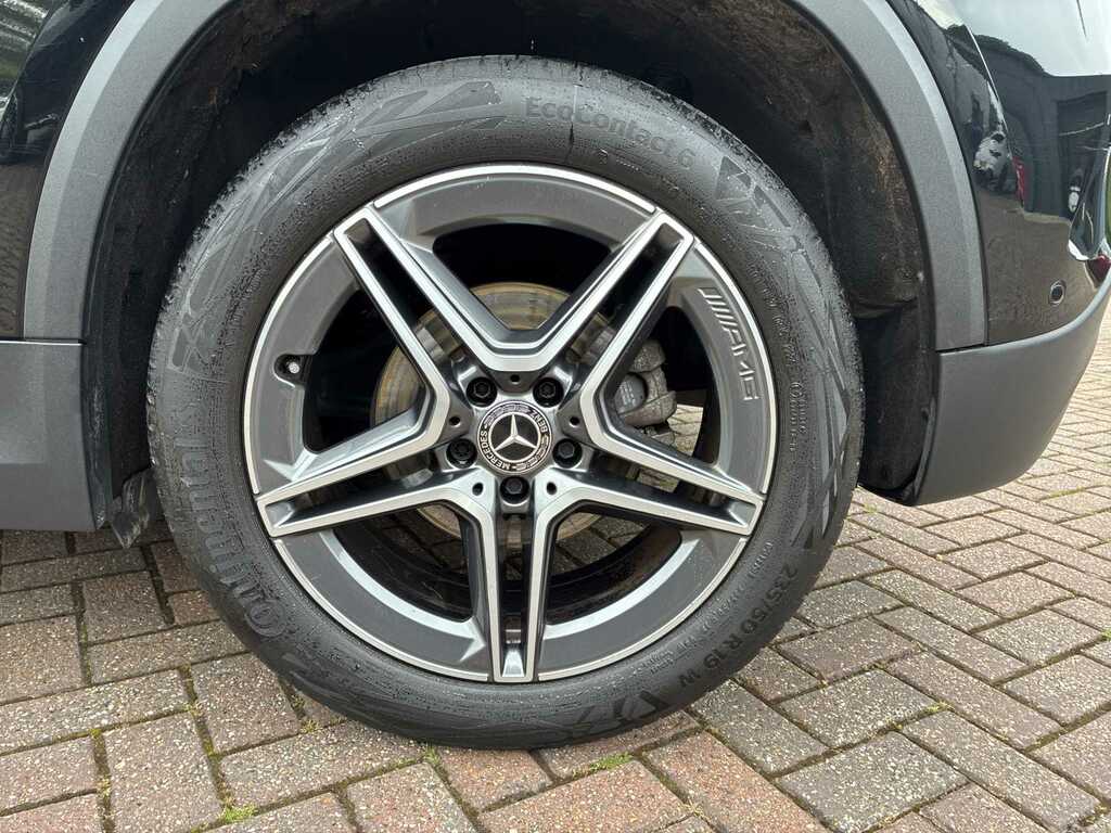 Mercedes-Benz GLA Class Gla 180 Amg Line Premium Plus MB21FYV Black #6