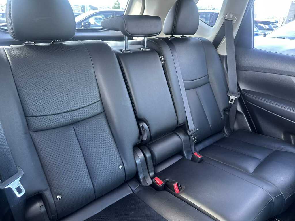 Nissan X-Trail N-tec White #15