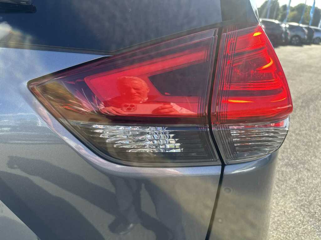 Nissan X-Trail N-tec White #28