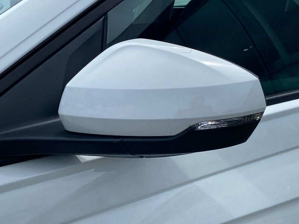 Volkswagen Polo Hatchback Silver #33