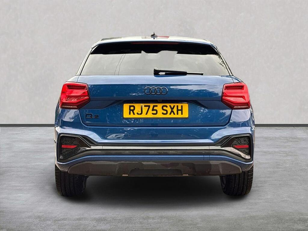 Audi Q2 1.5 Tfsi Cod 35 Black Edition Suv S Tro RJ75SXH Blue #4