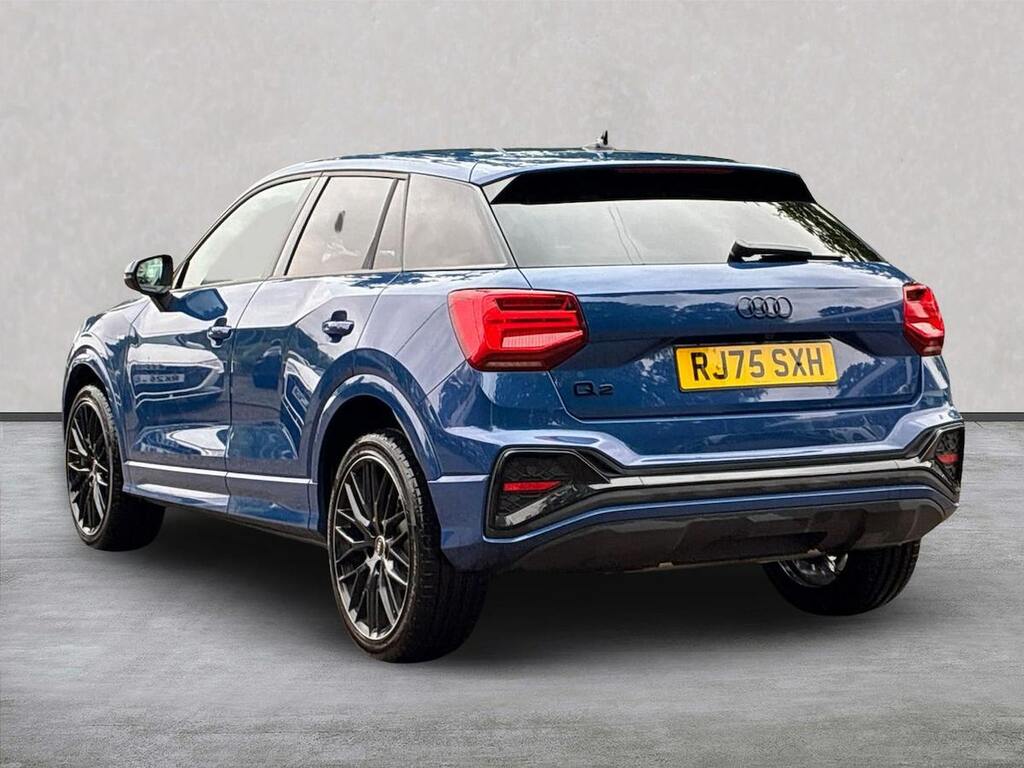 Audi Q2 1.5 Tfsi Cod 35 Black Edition Suv S Tro RJ75SXH Blue #2