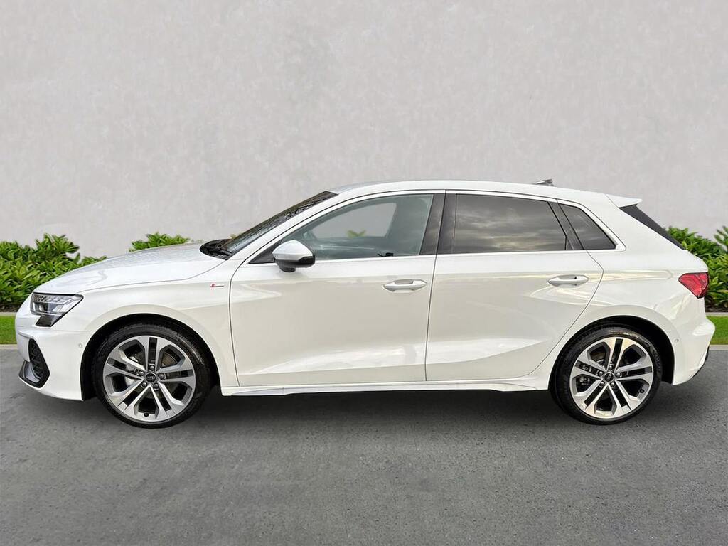 Audi A3 1.5 Tfsi E 204 S Line S Tronic 2025 Black #19