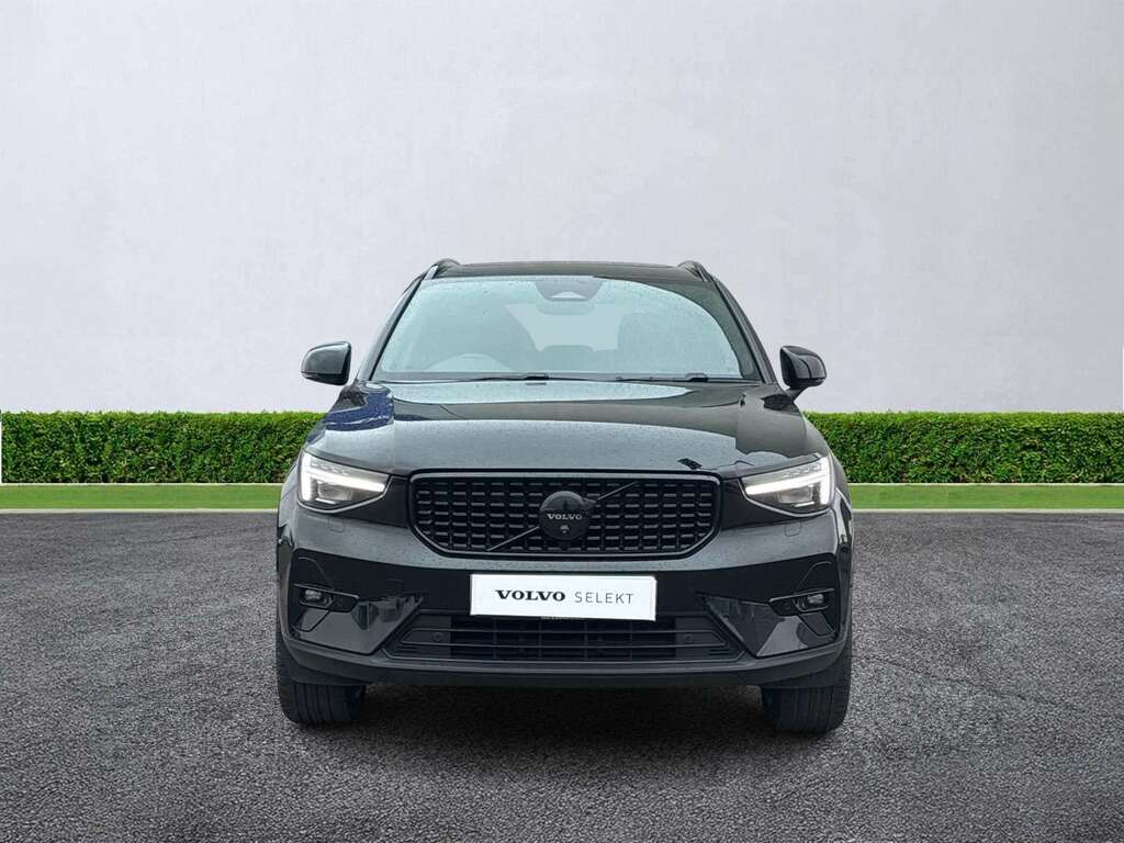 Volvo XC40 2.0 B4p Ultra Black Edition OY75VGZ Black #2