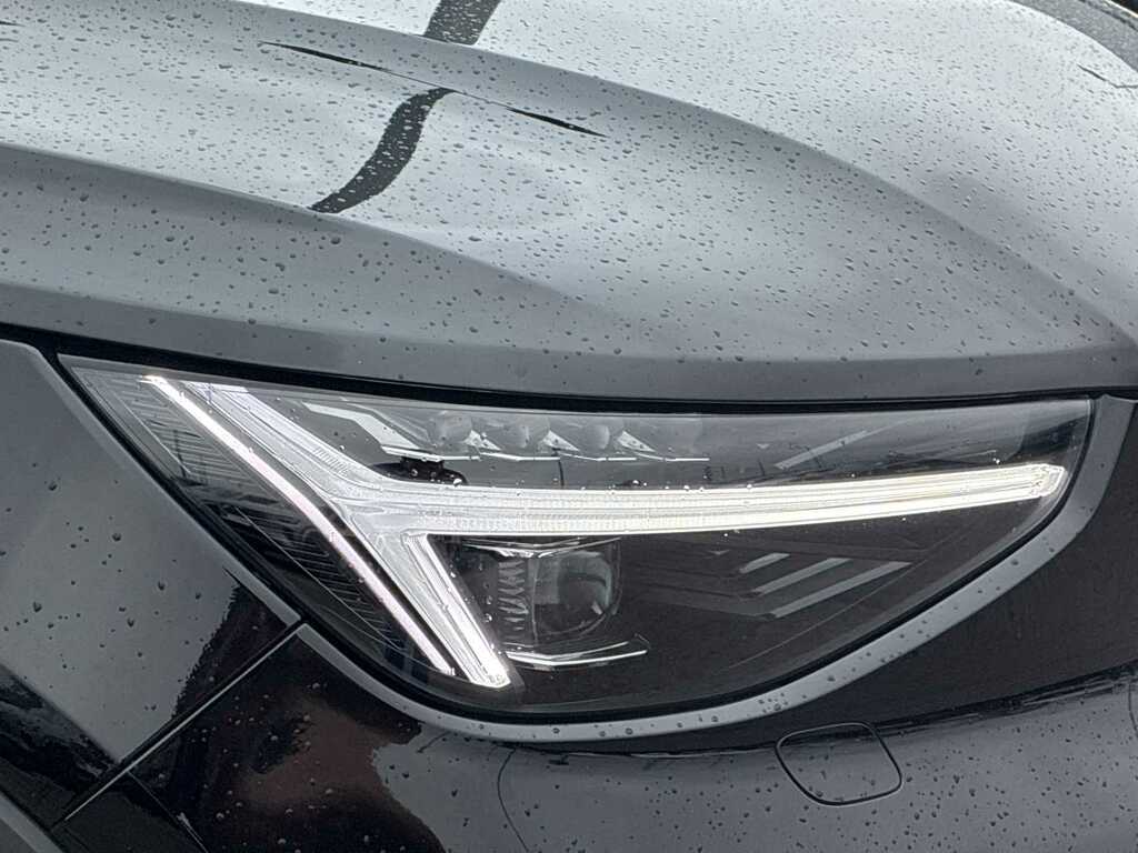 Volvo XC40 2.0 B4p Ultra Black Edition OY75VGZ Black #5