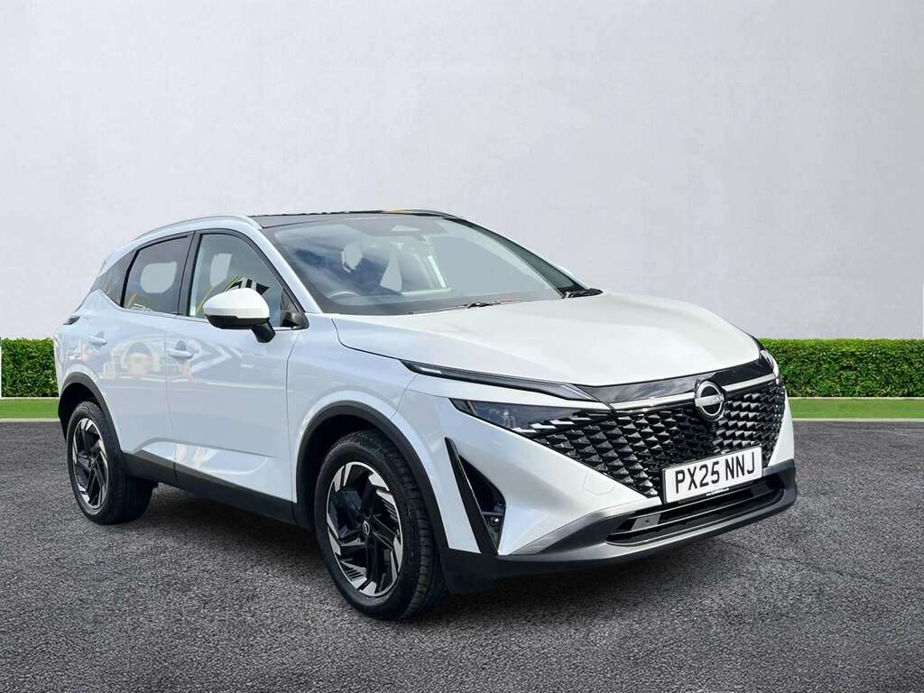 Nissan Qashqai 1.3 Dig-t Mh N-connecta White