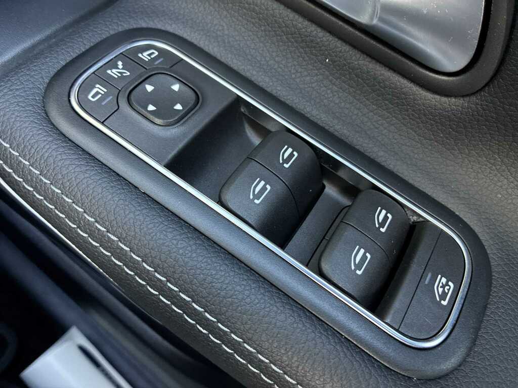 Mercedes-Benz A Class A200 Sport Executive Black #21