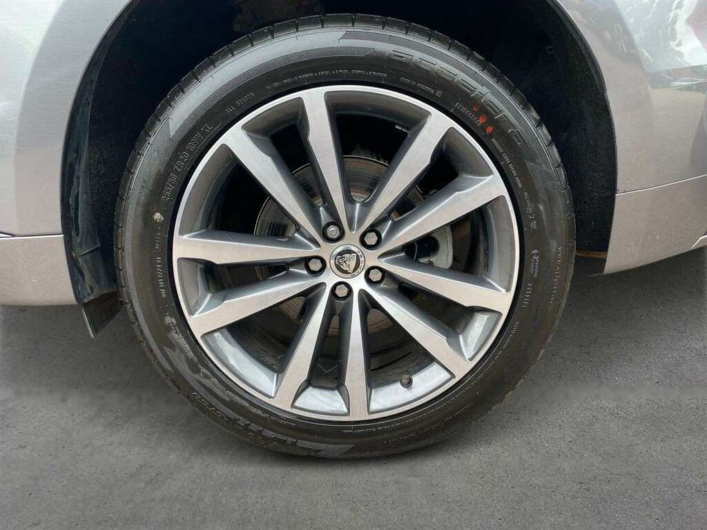 Jaguar F-Pace 2.0 P250 R-dynamic Se Black Awd Grey #6
