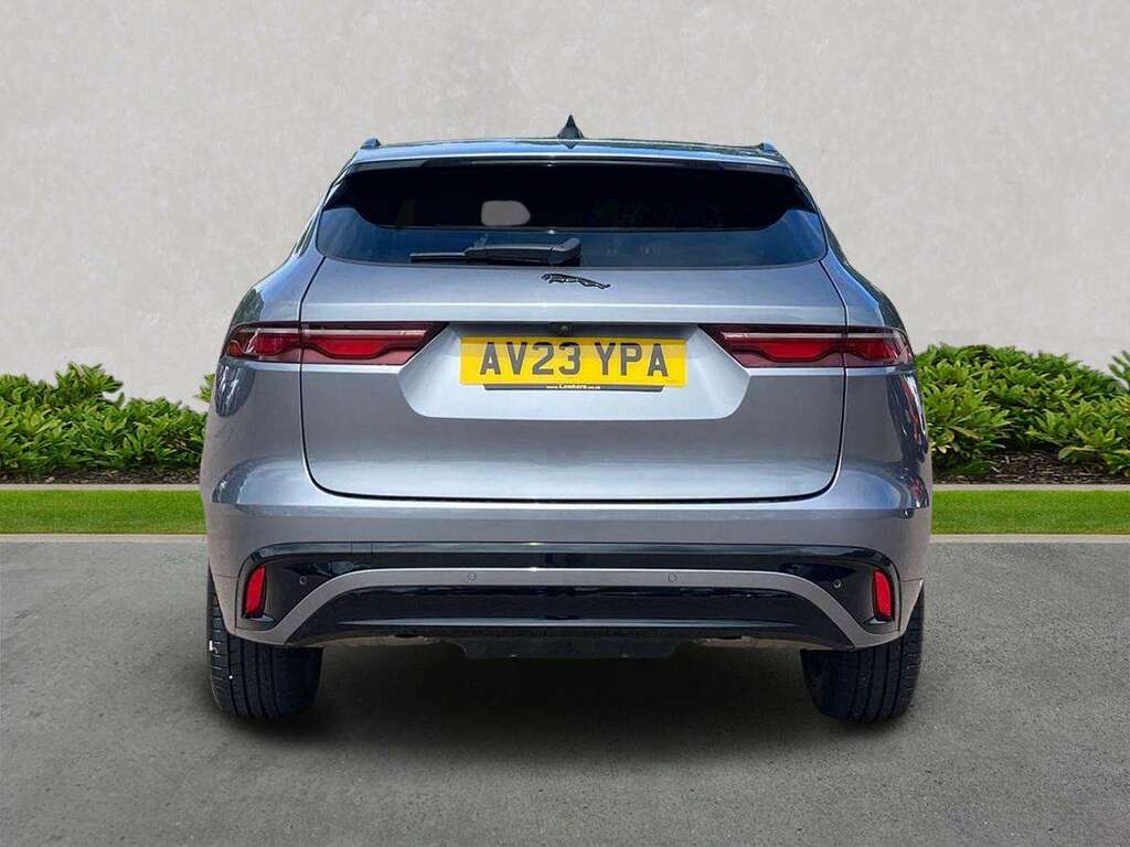 Jaguar F-Pace 2.0 P250 R-dynamic Se Black Awd Grey #4