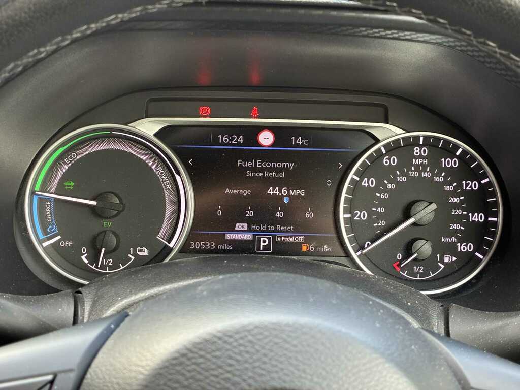 Nissan Juke Dig-t N-connecta Grey #9