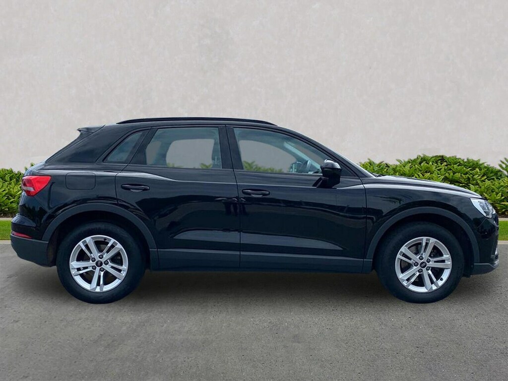 Audi Q3 1.5 Tfsi Cod 35 Technik Suv Euro DA23HKG Black #3