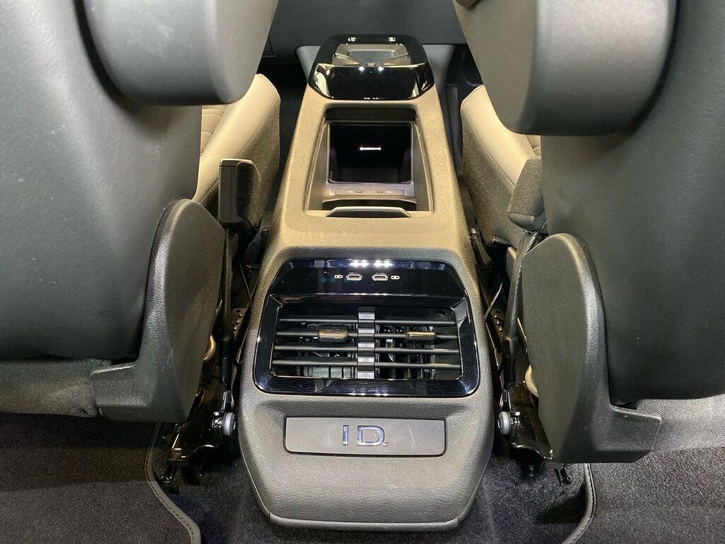 Volkswagen ID.4 Pro Performance 77Kwh Life Silver #26