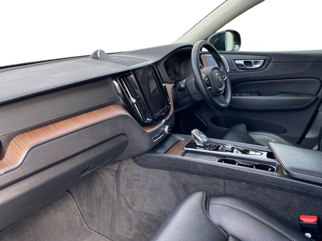 Volvo XC60 B4awd Plus Dark - Heated Seats, Google Grey #7
