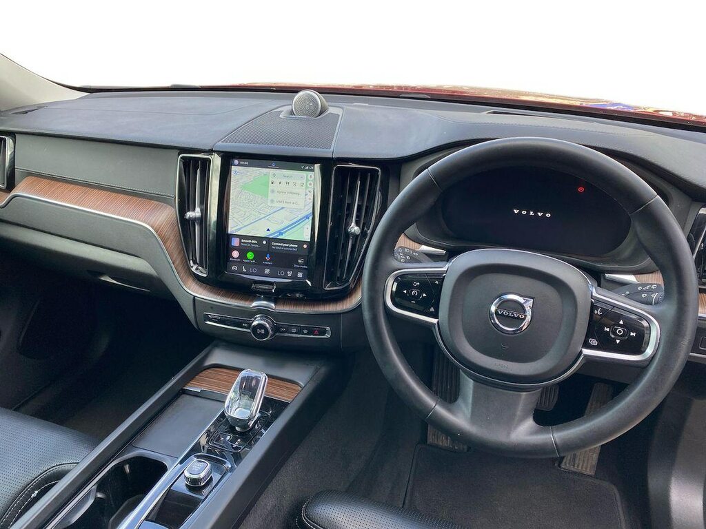 Volvo XC60 B4awd Plus Dark - Heated Seats, Google Grey #9