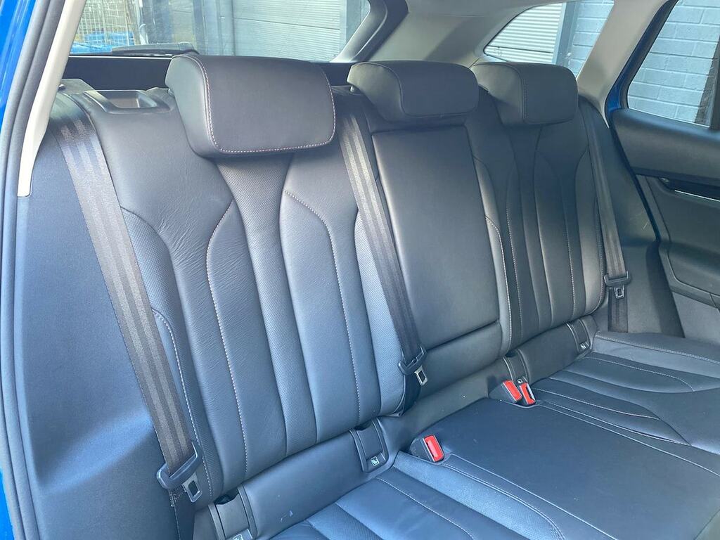 Skoda ENYAQ 80 Silver #16