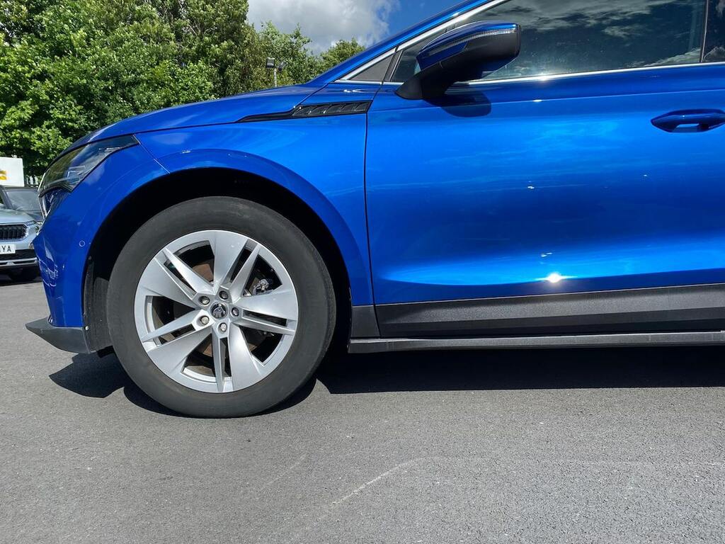 Skoda ENYAQ 80 Silver #35