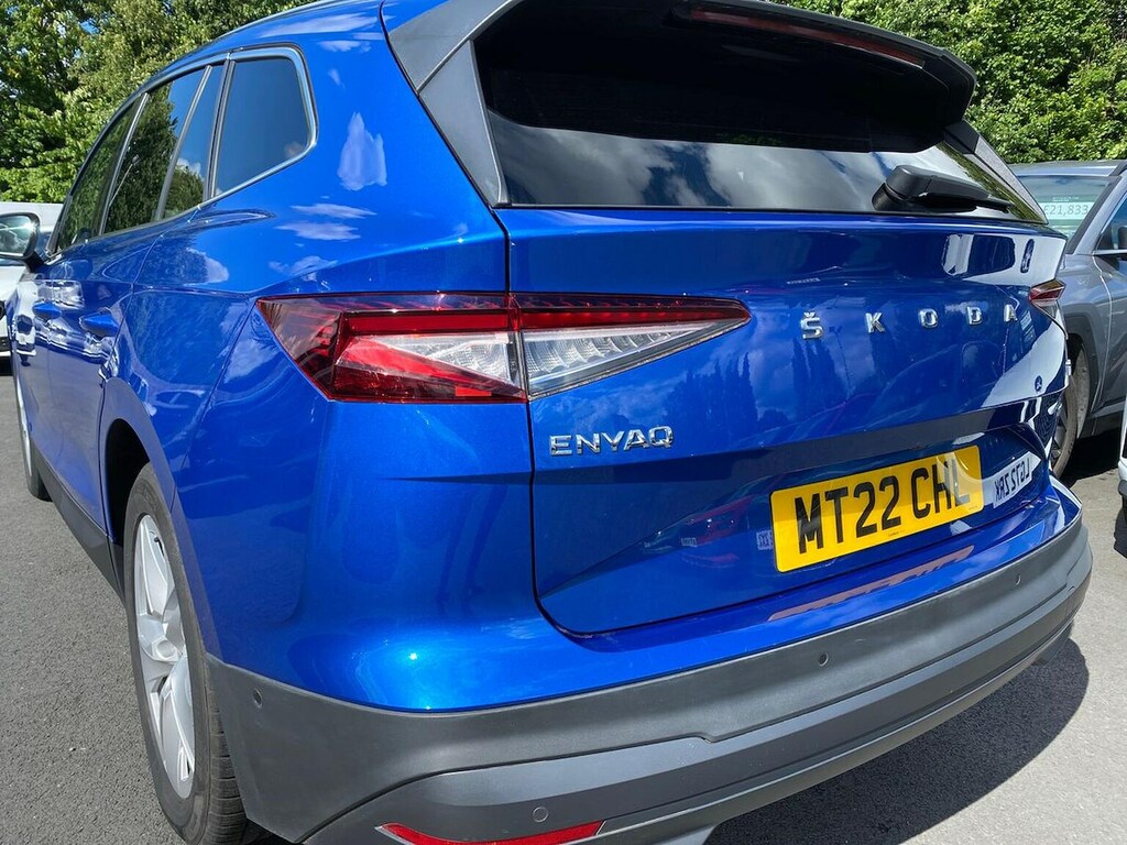 Skoda ENYAQ 80 Silver #36