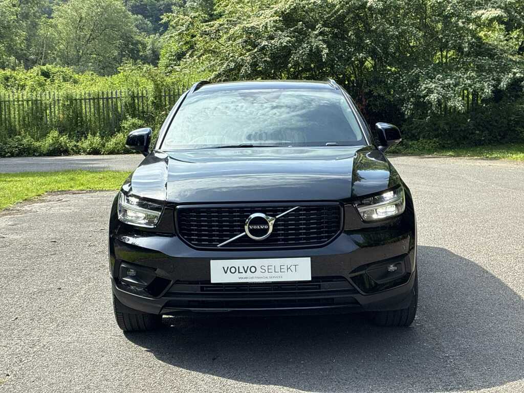 Volvo XC40 1.5 T3 163 R Design Geartronic YY22DPK Black #2